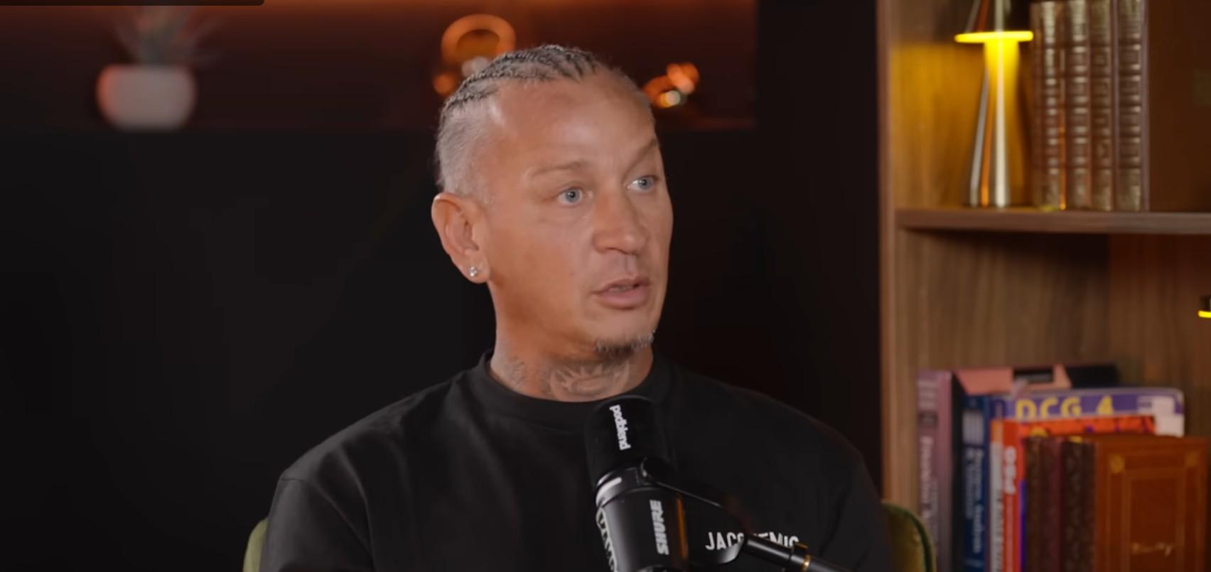 己对这位前, src